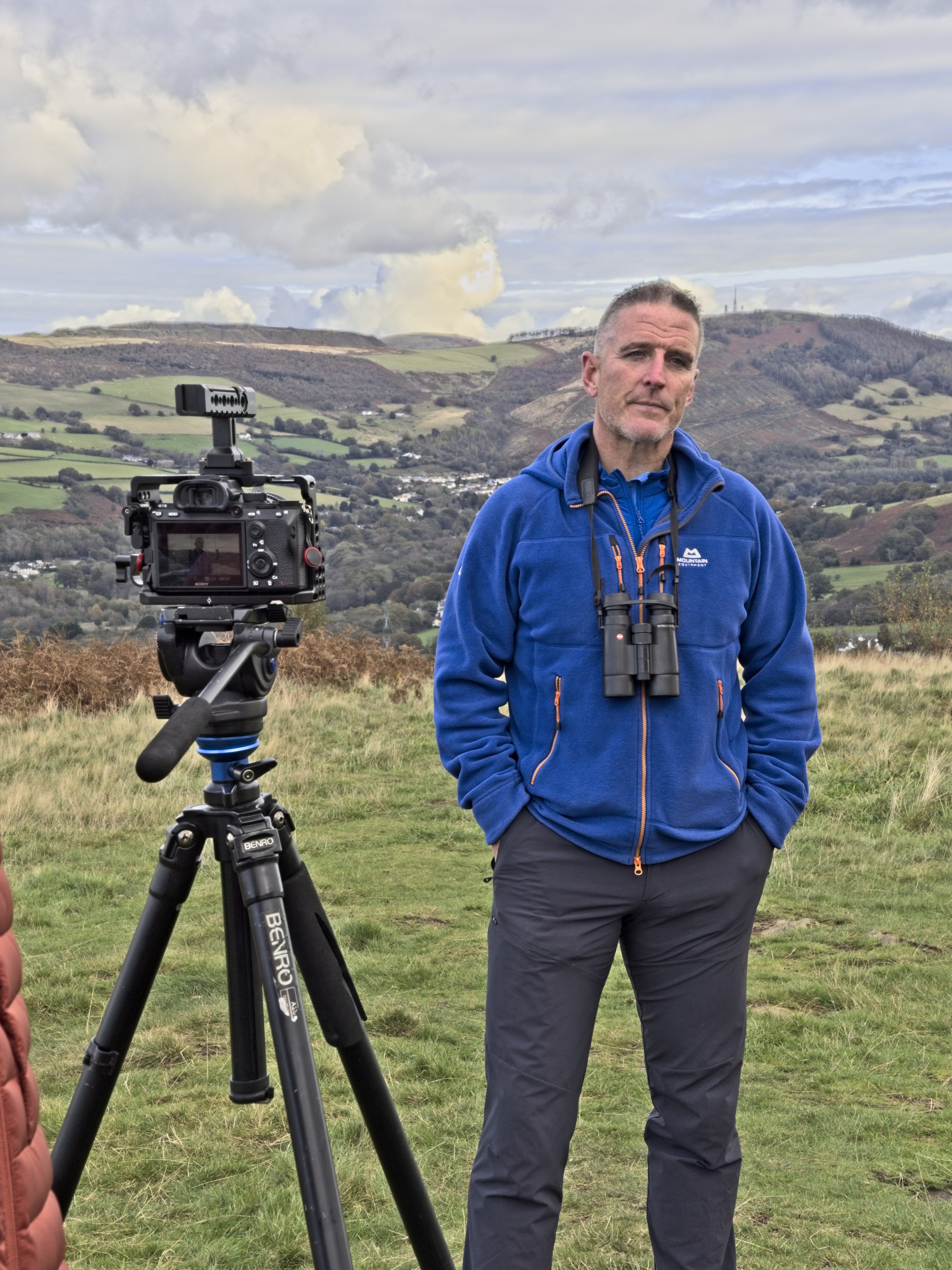 -iolo_williams_filming_for_the_caerphilly_landscape_partnersip_project_2021